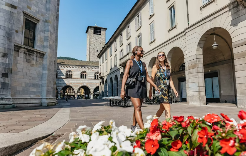 Full-Day Excursion to Lake Como from Milan with Private Cruise - Image 3